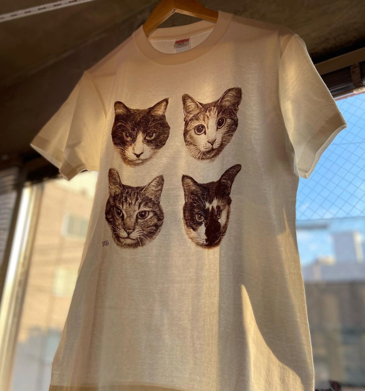 猫街ろまんTシャツ｜７８猫の部